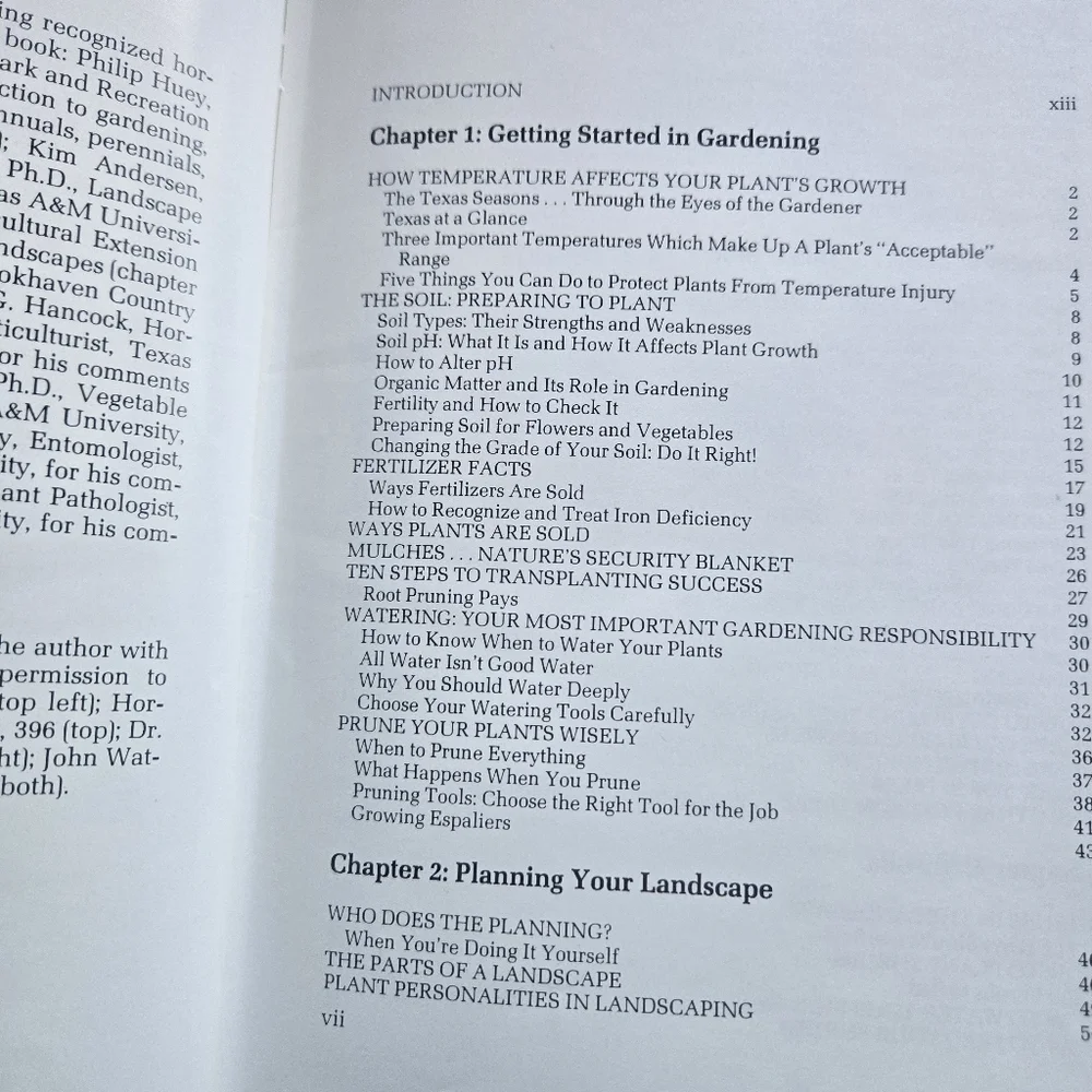 Neil Sperry's Complete Guide To Texas Gardening, hardcover - Picture 3 of 16